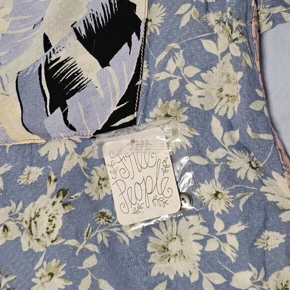 We The Free Oversized Top Tunic Shirt Women Size SX Floral Multicolor - Picture 11 of 12